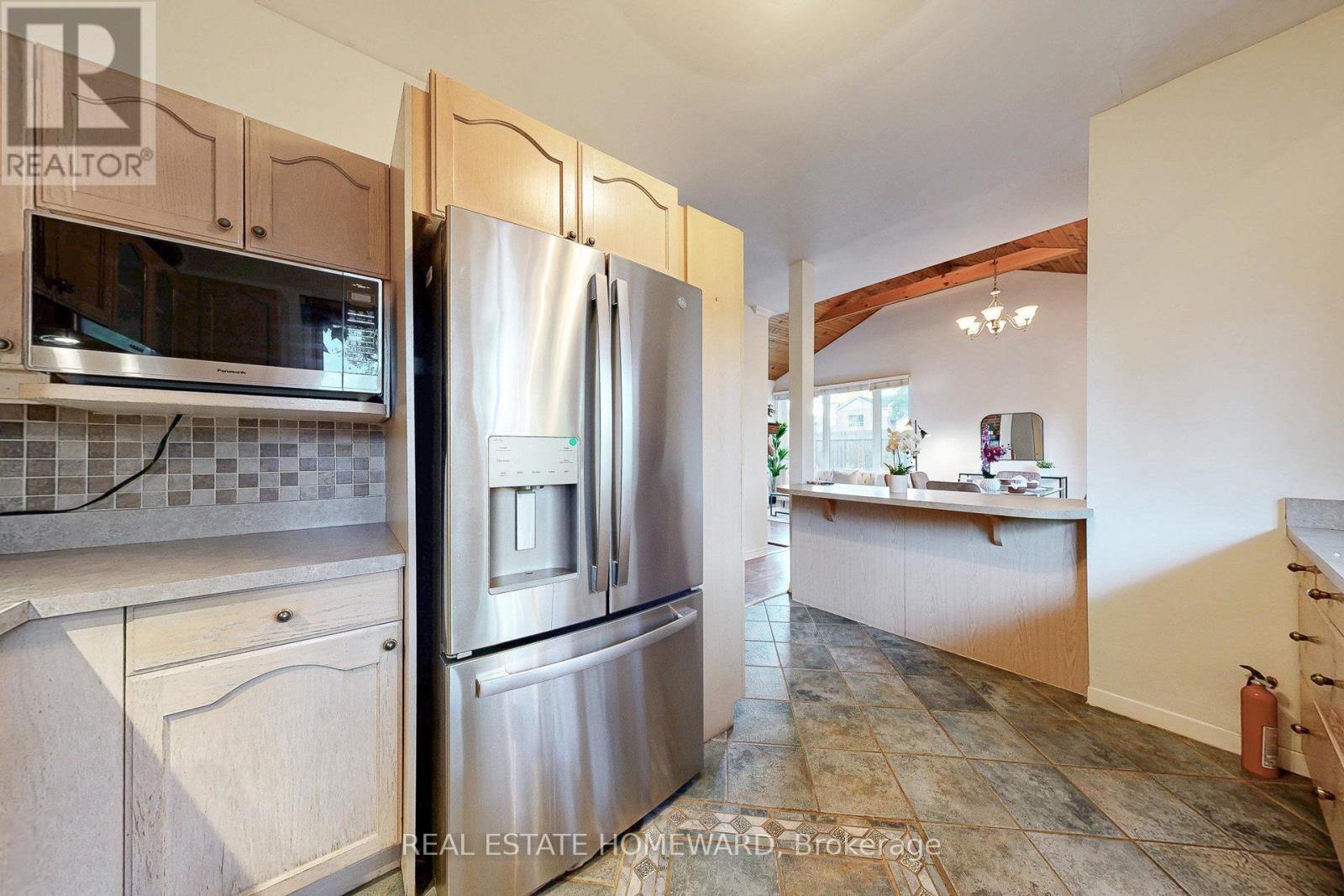 1150 Kipling Avenue, Toronto, Ontario  M9B 3M6 - Photo 20 - W12469576