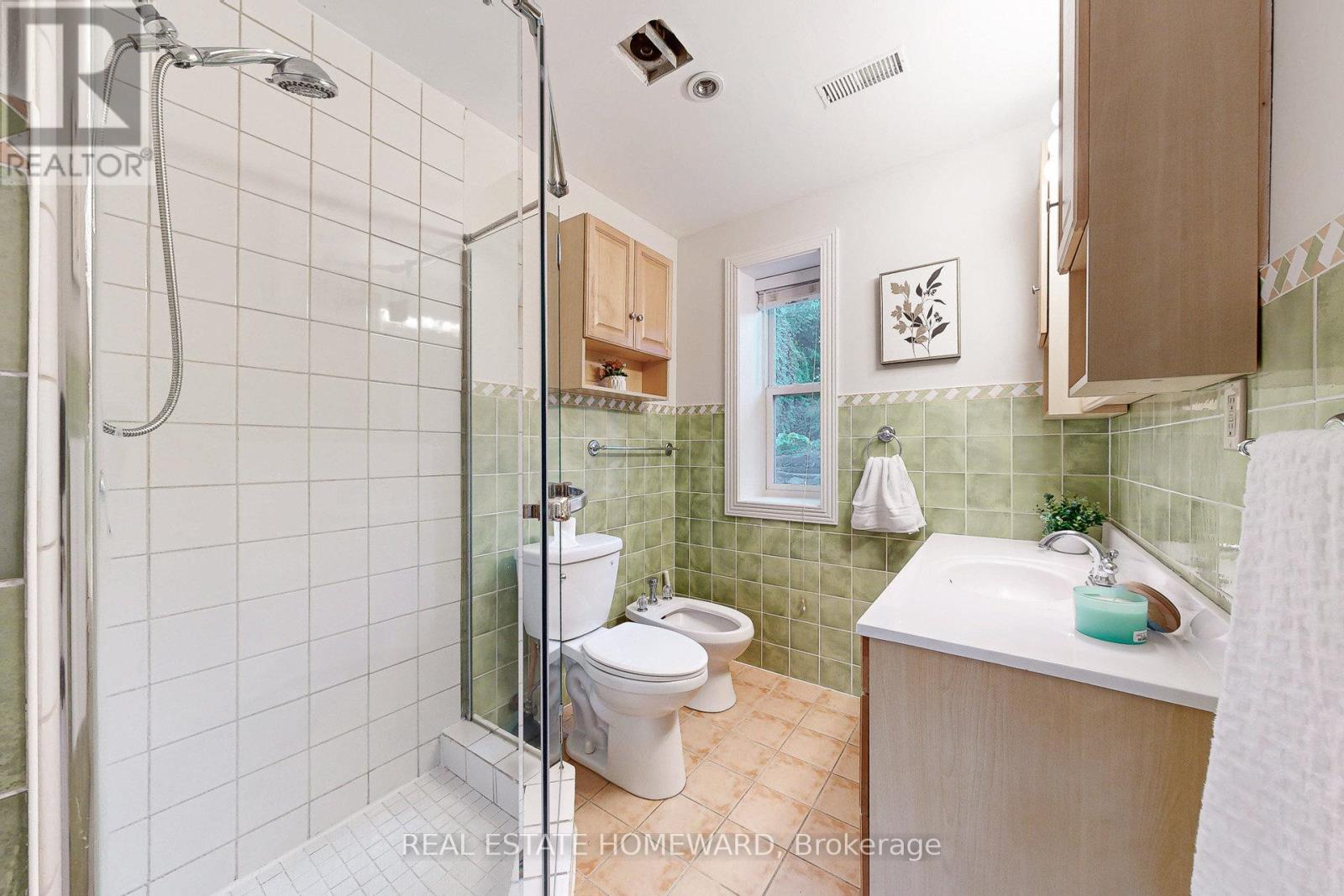 1150 Kipling Avenue, Toronto, Ontario  M9B 3M6 - Photo 36 - W12469576
