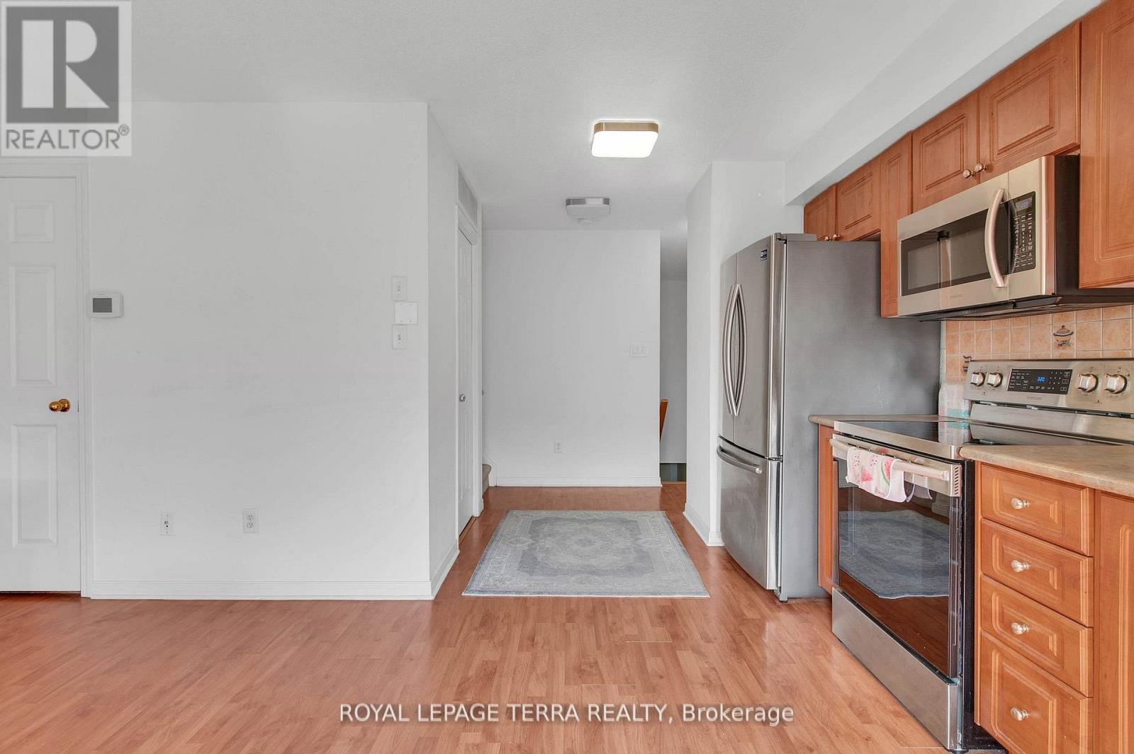 24 - 37 Four Winds Drive, Toronto, Ontario  M3J 1K7 - Photo 11 - W12469578