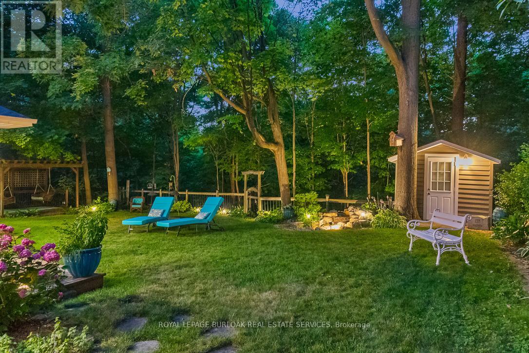 1318 Hillview Crescent, Oakville, Ontario  L6H 2C7 - Photo 49 - W12469602