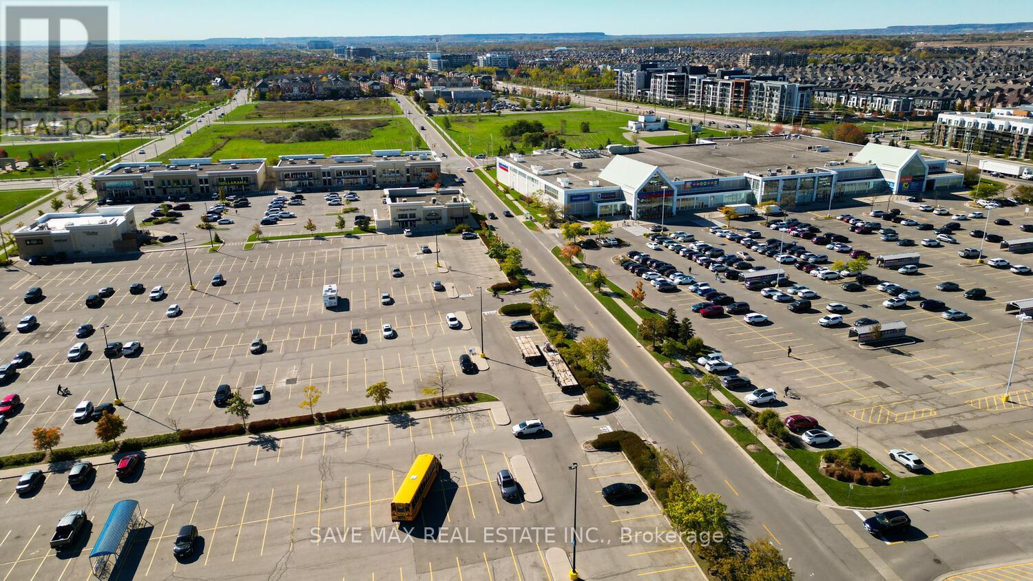 1310 - 2481 Taunton Road, Oakville, Ontario  L6H 3R7 - Photo 31 - W12469606