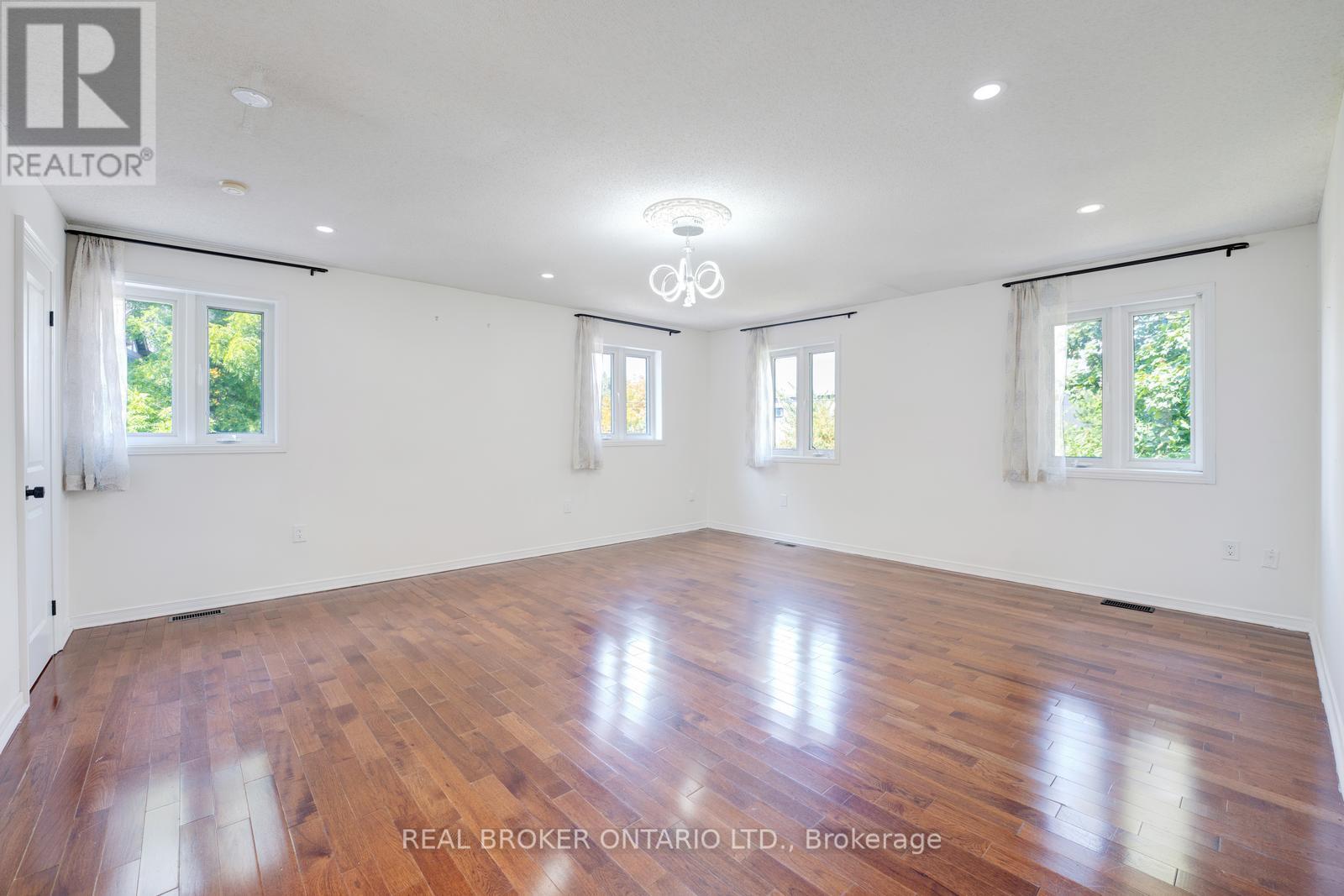 Main - 256 The Kingsway Road, Toronto, Ontario  M9A 3T5 - Photo 36 - W12469610