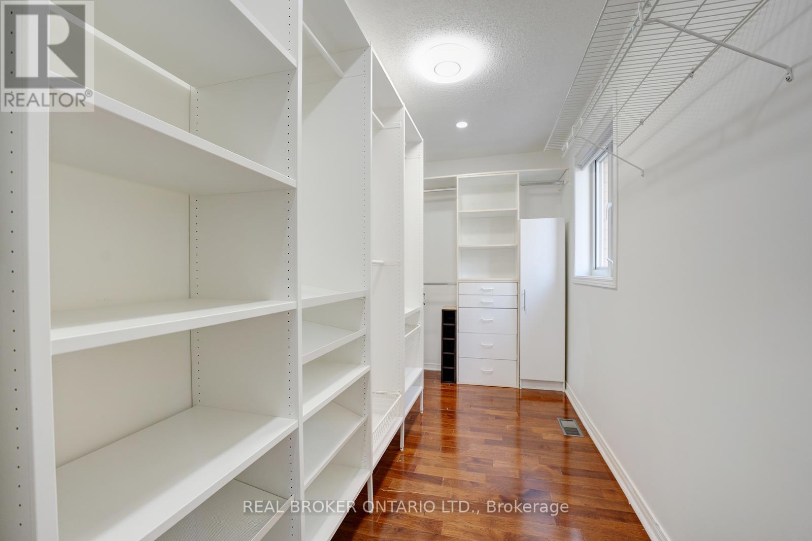 Main - 256 The Kingsway Road, Toronto, Ontario  M9A 3T5 - Photo 39 - W12469610