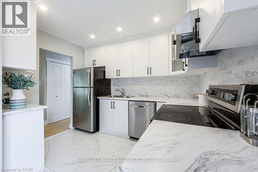 689 Macyoung Drive, Kincardine, Ontario  N2Z 1T1 - Photo 13 - 40780302