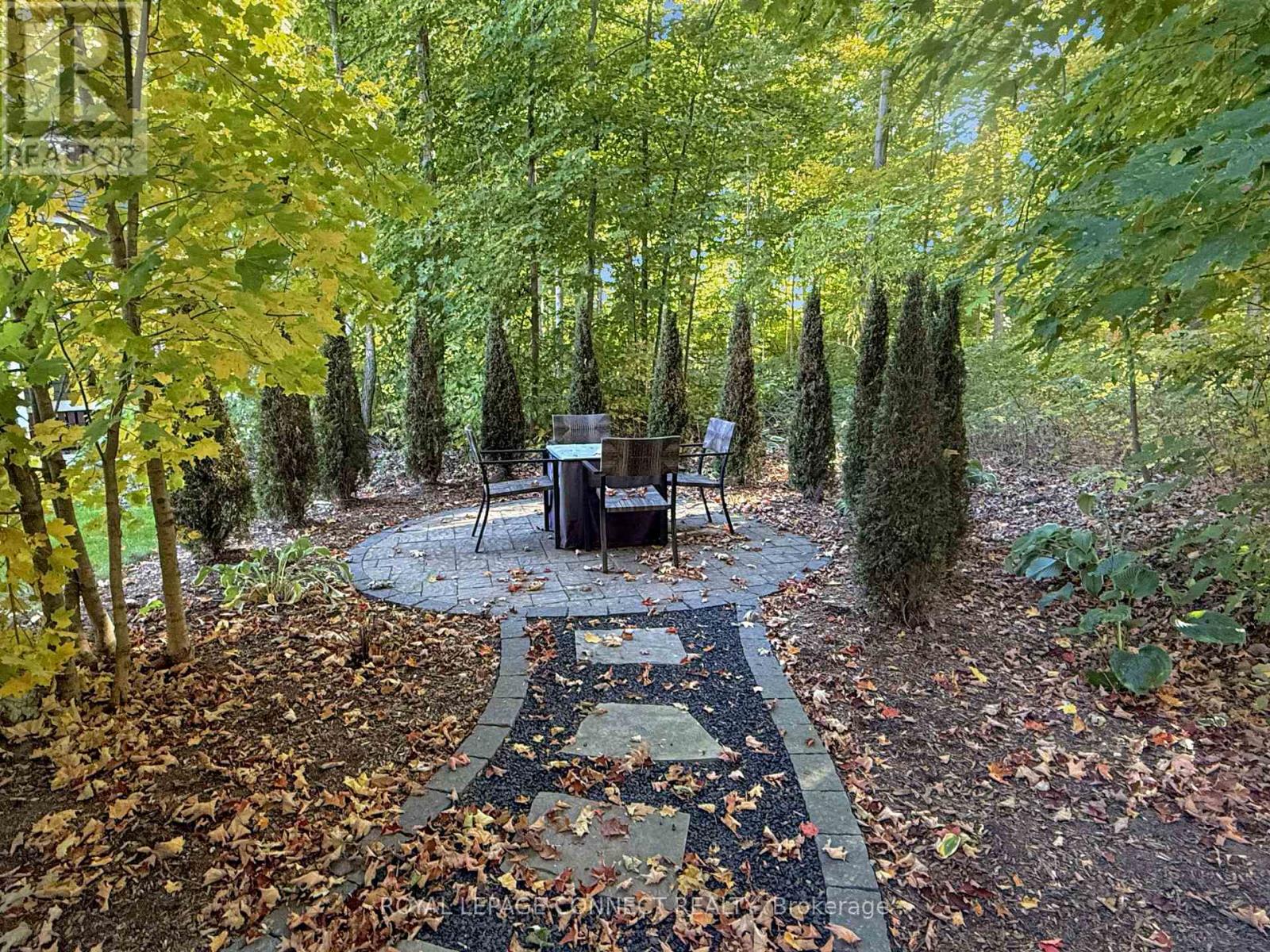 201 - 36 Hollow Lane, Prince Edward County, Ontario  K0K 1P0 - Photo 6 - X12469605