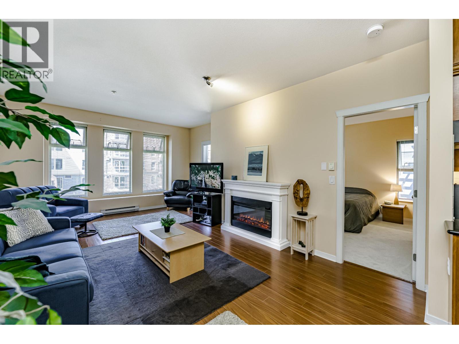 305 2488 Welcher Avenue, Port Coquitlam, British Columbia  V3C 1X7 - Photo 2 - R3059699