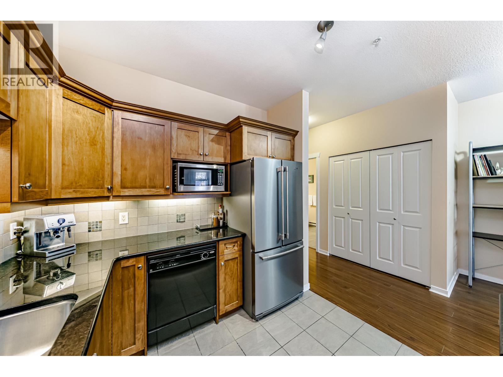 305 2488 Welcher Avenue, Port Coquitlam, British Columbia  V3C 1X7 - Photo 7 - R3059699