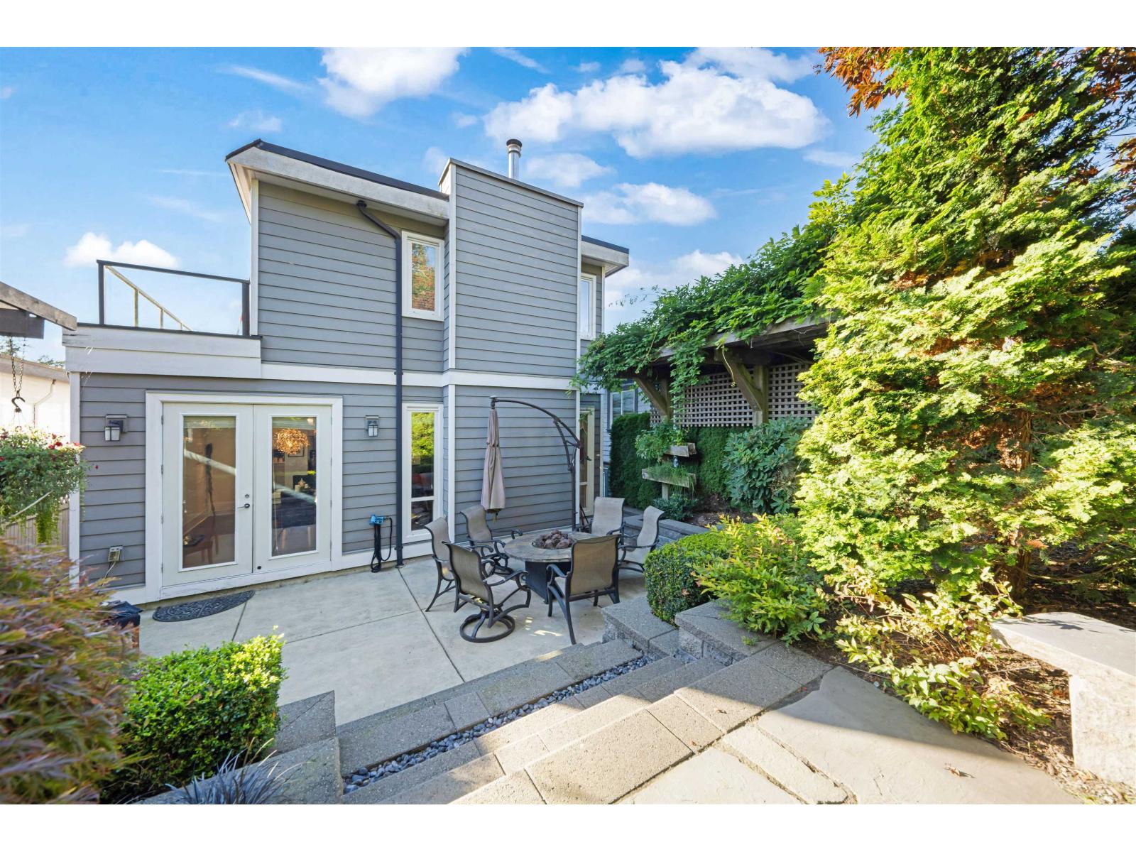 838 Habgood Street, White Rock, British Columbia  V4B 4W3 - Photo 39 - R2986493