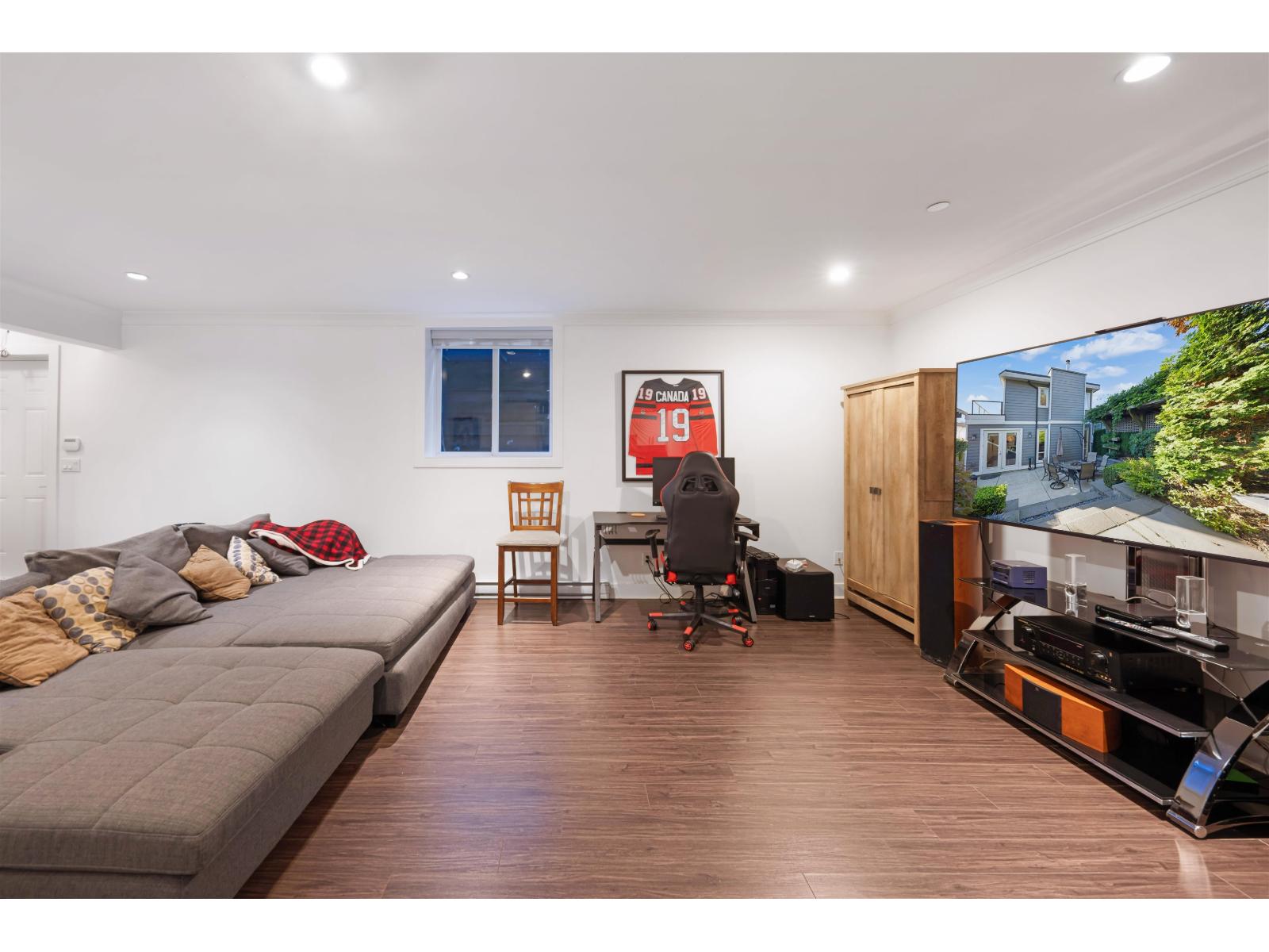838 Habgood Street, White Rock, British Columbia  V4B 4W3 - Photo 32 - R2986493