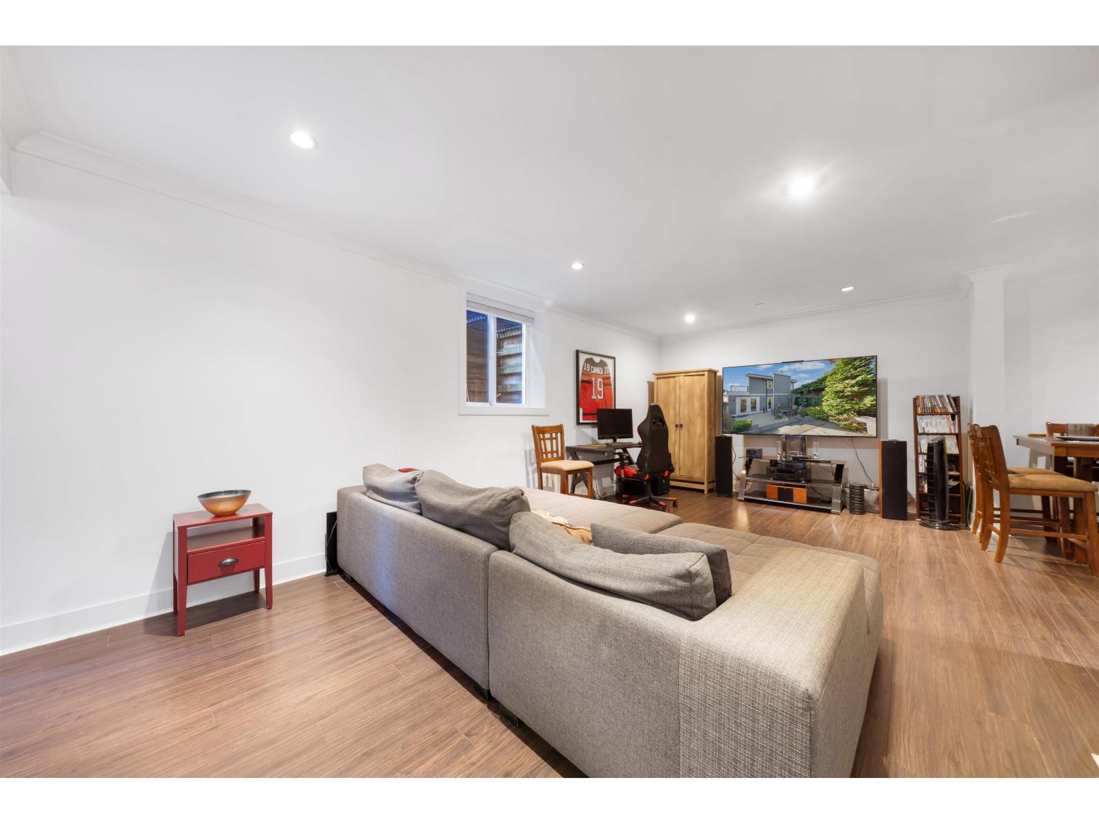 838 Habgood Street, White Rock, British Columbia  V4B 4W3 - Photo 33 - R2986493