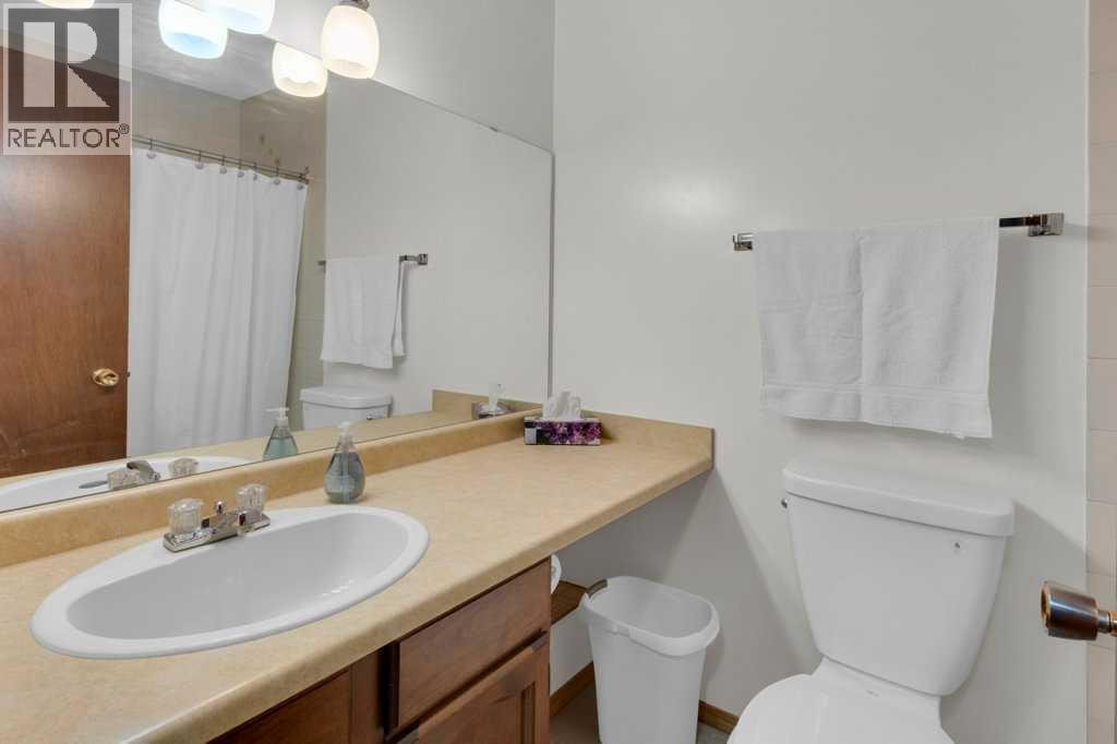 88 Bermondsey Crescent Nw, Calgary, Alberta  T3K 1W2 - Photo 18 - A2264269