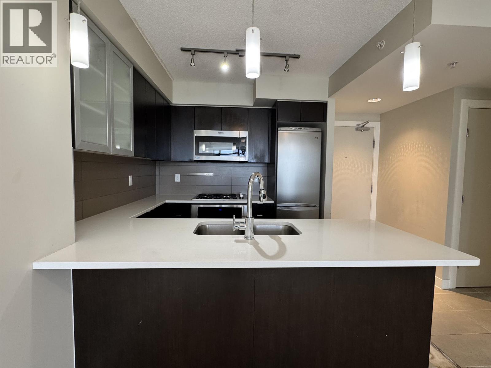 2302 7325 Arcola Street, Burnaby, British Columbia  V5E 0A8 - Photo 3 - R3054820