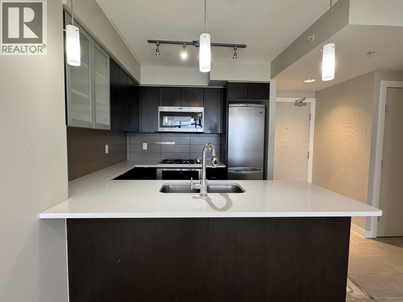 2302 7325 Arcola Street, Burnaby, British Columbia  V5E 0A8 - Photo 4 - R3054820