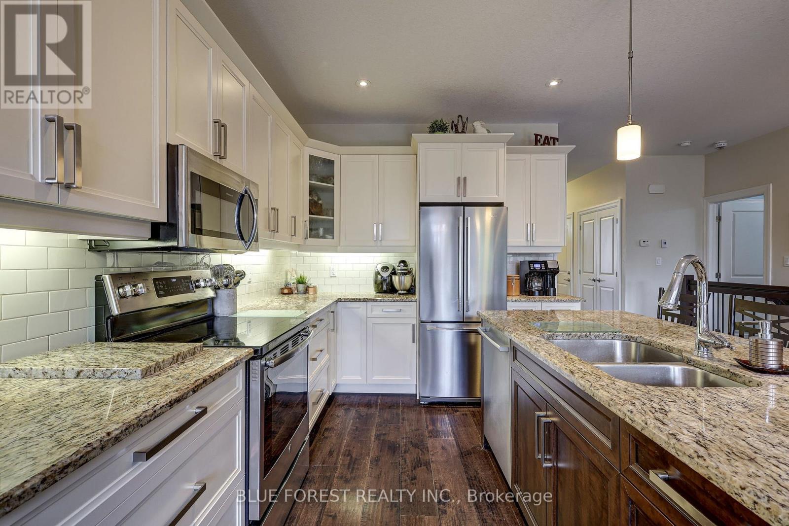 81 - 9 Dausett Drive, Middlesex Centre, Ontario  N0L 1R0 - Photo 27 - X12400157