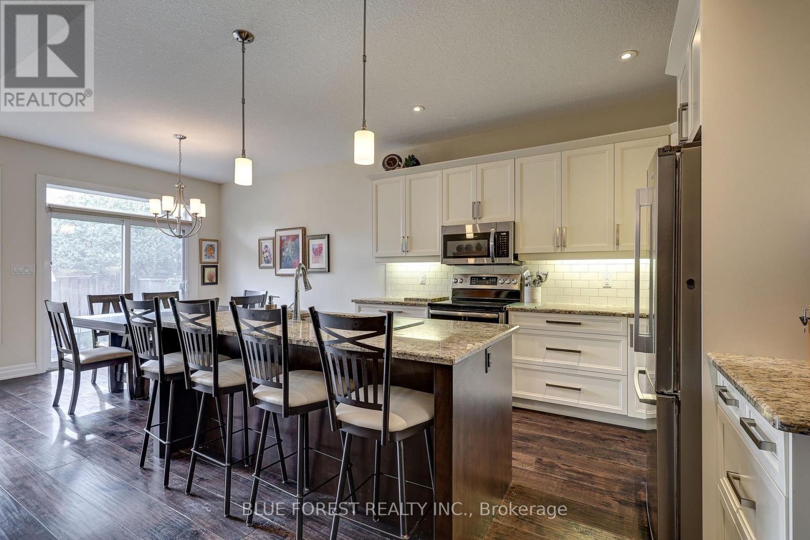 81 - 9 Dausett Drive, Middlesex Centre, Ontario  N0L 1R0 - Photo 31 - X12400157