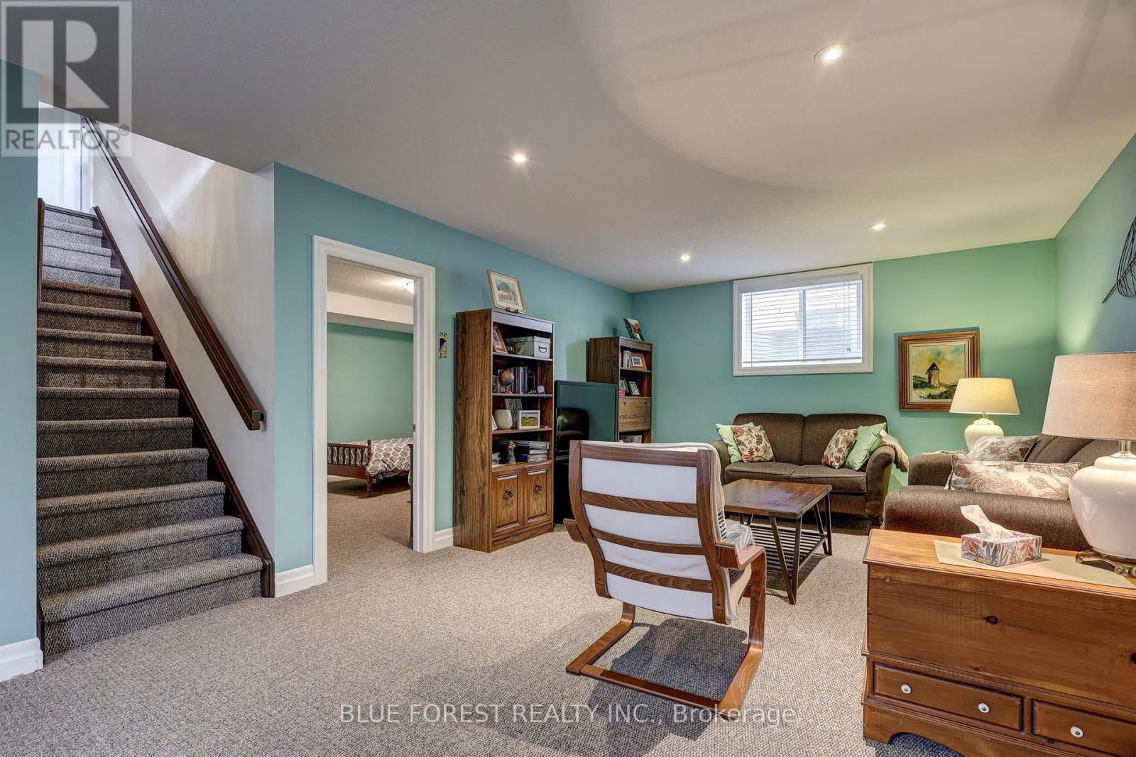 81 - 9 Dausett Drive, Middlesex Centre, Ontario  N0L 1R0 - Photo 37 - X12400157