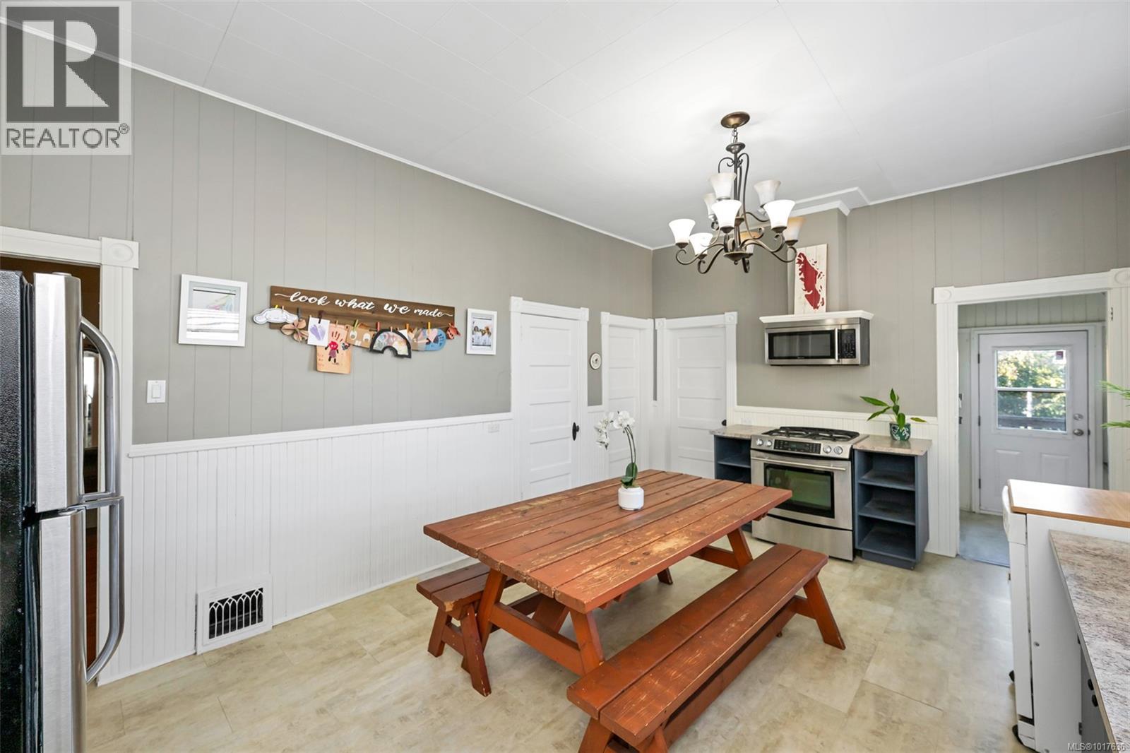 838 Princess Ave, Victoria, British Columbia  V8T 1K8 - Photo 9 - 1017636