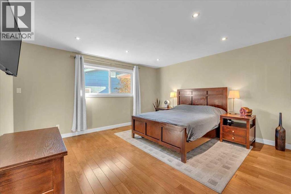 720 Willingdon Boulevard Se, Calgary, Alberta  T2J 2B4 - Photo 18 - A2264239