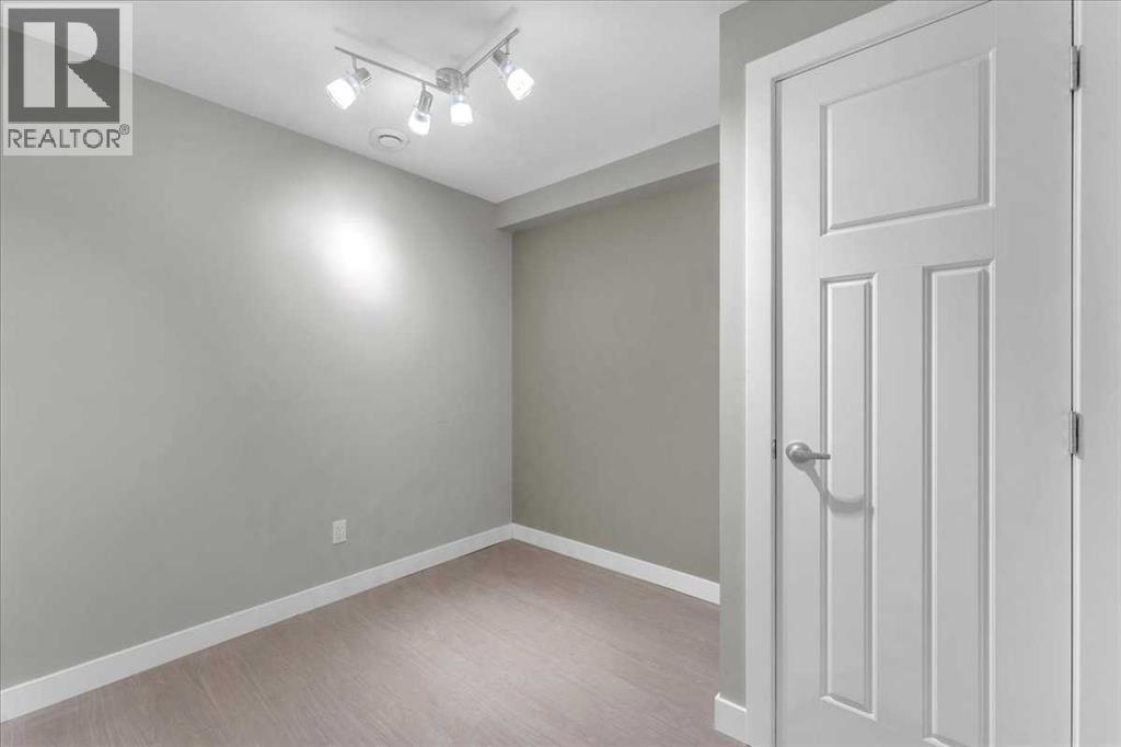 720 Willingdon Boulevard Se, Calgary, Alberta  T2J 2B4 - Photo 27 - A2264239