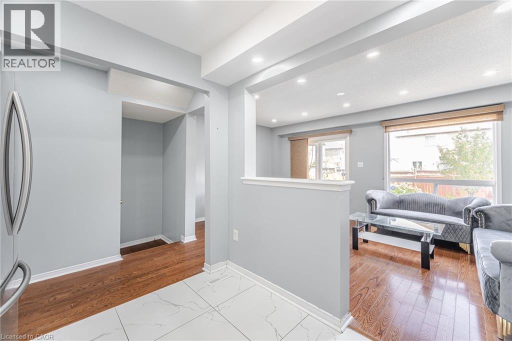 4 Vauxhall Crescent, Brampton, Ontario  L7A 3A3 - Photo 13 - 40780308