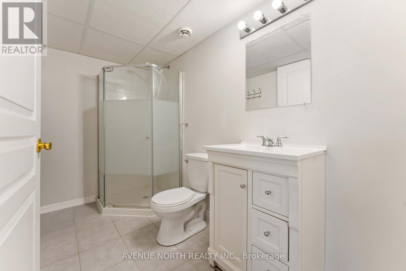 241 Waymark Crescent, Ottawa, Ontario  K2M 0A6 - Photo 24 - X12469585