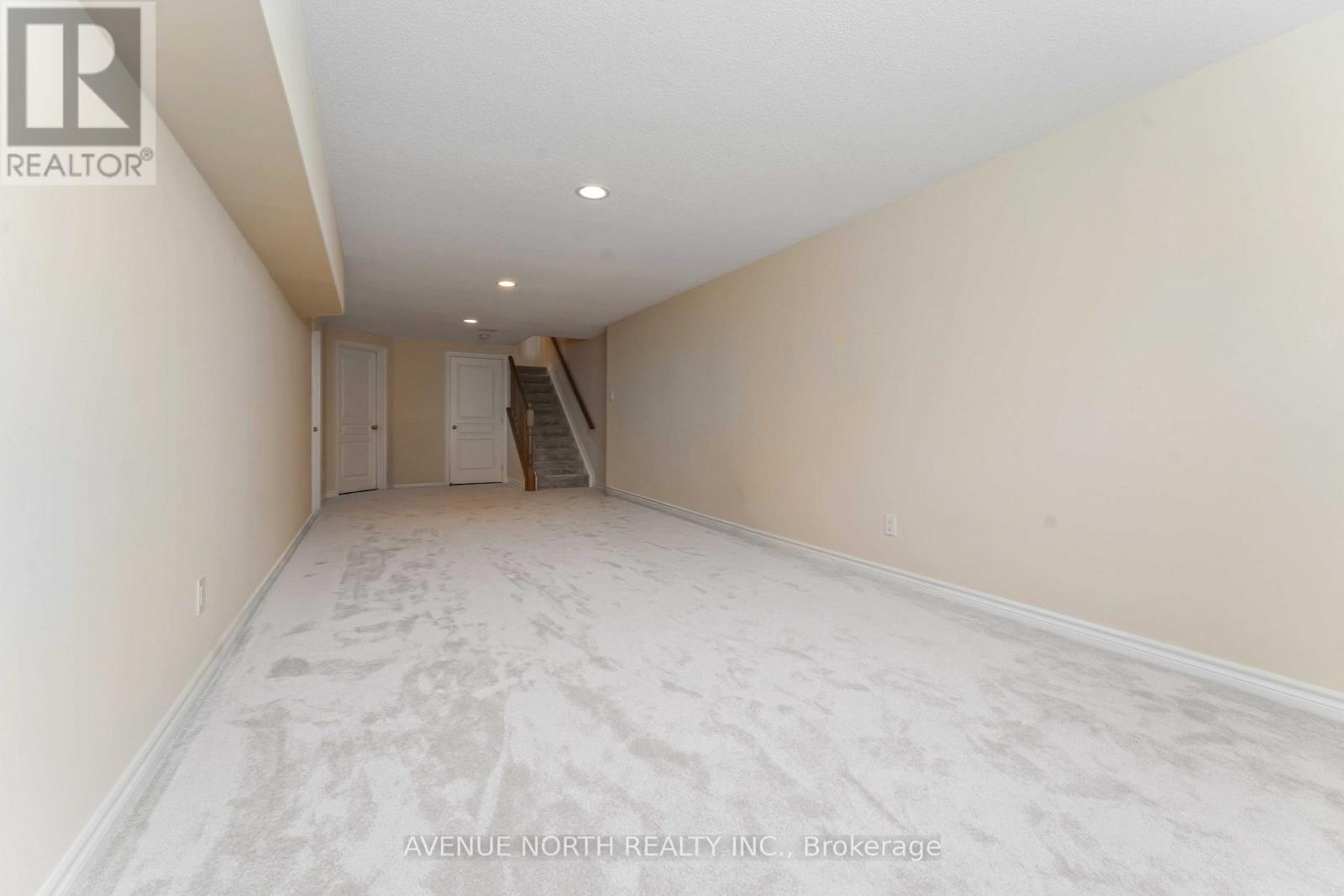 241 Waymark Crescent, Ottawa, Ontario  K2M 0A6 - Photo 23 - X12469585