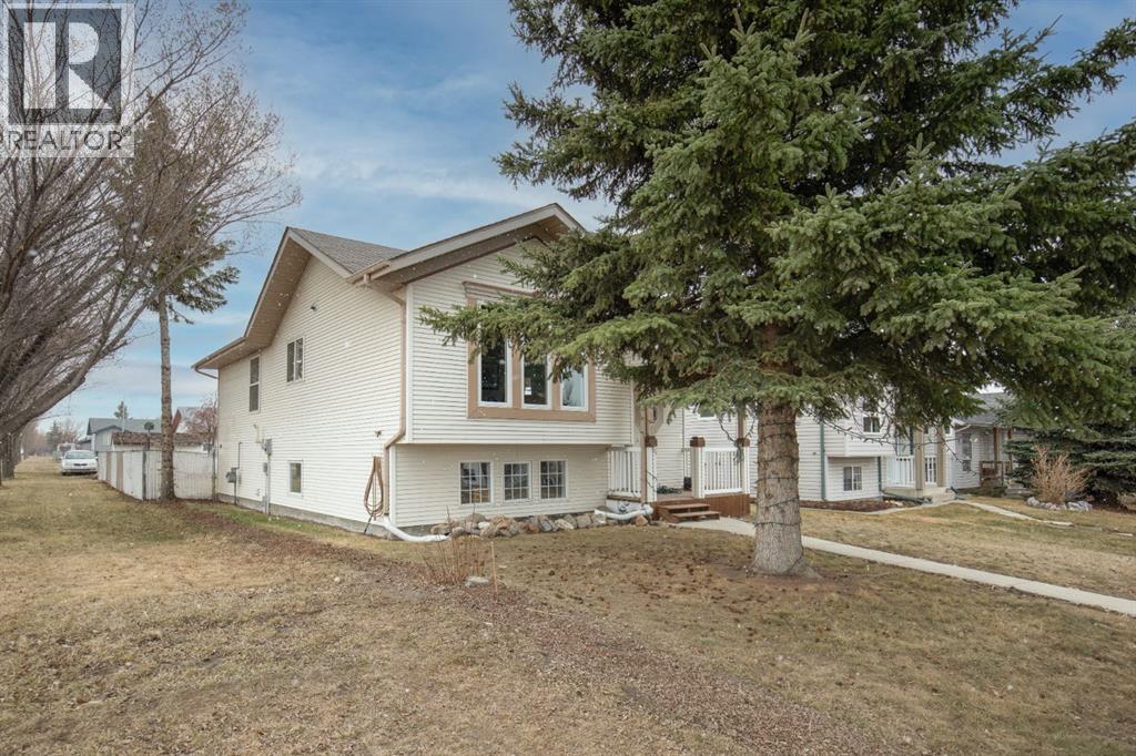 5203 42 Street, Innisfail, Alberta  T4G 1K3 - Photo 34 - A2229707