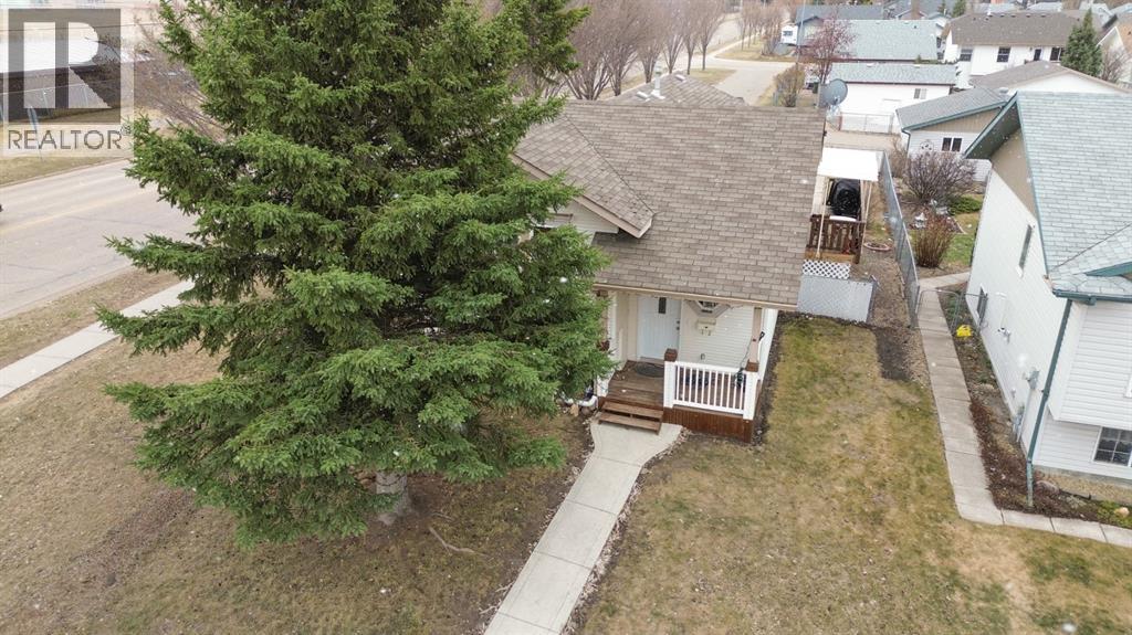 5203 42 Street, Innisfail, Alberta  T4G 1K3 - Photo 28 - A2229707