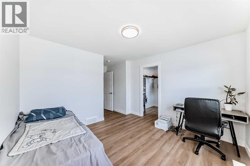 103 Creekstone Park Sw, Calgary, Alberta  T2X 5E5 - Photo 33 - A2255106