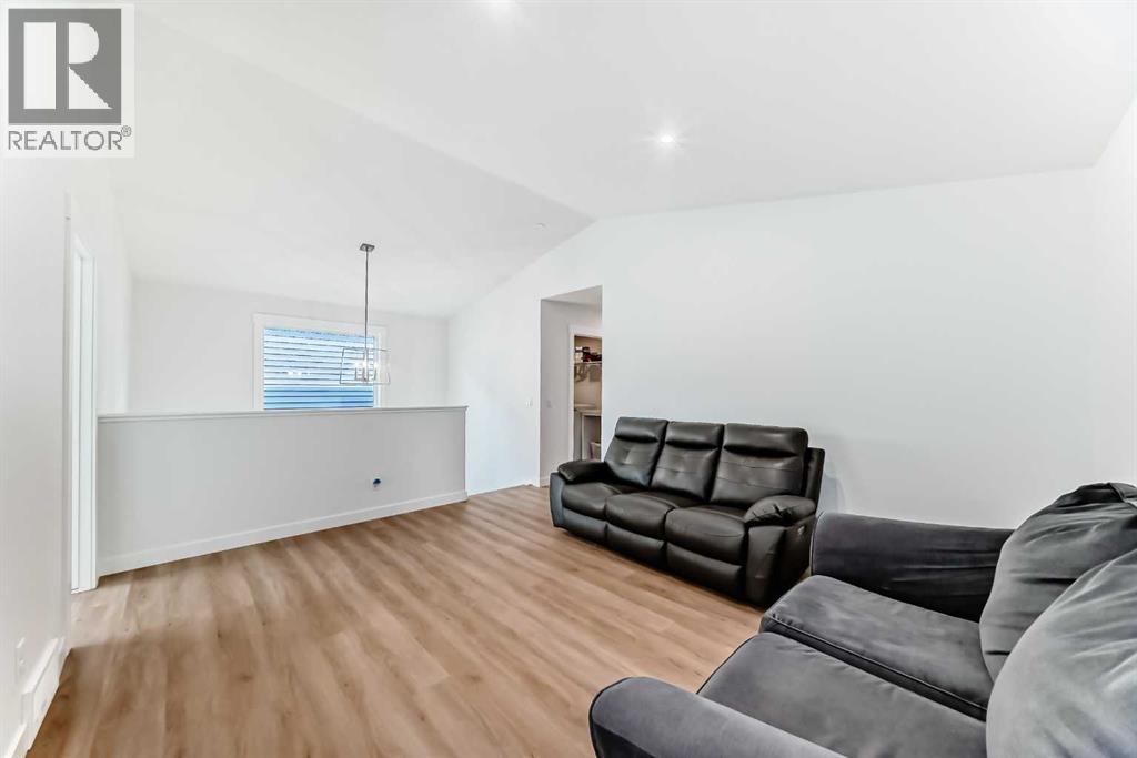 103 Creekstone Park Sw, Calgary, Alberta  T2X 5E5 - Photo 21 - A2255106