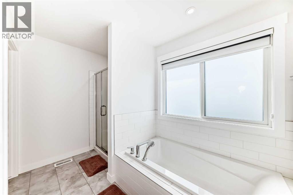 103 Creekstone Park Sw, Calgary, Alberta  T2X 5E5 - Photo 27 - A2255106