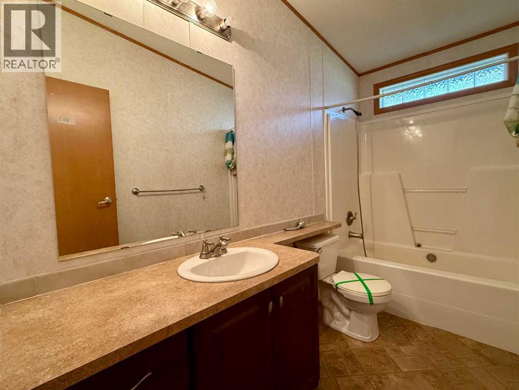432060 Range Road 260, Rural Ponoka County, Alberta  T4J 1R2 - Photo 12 - A2265262
