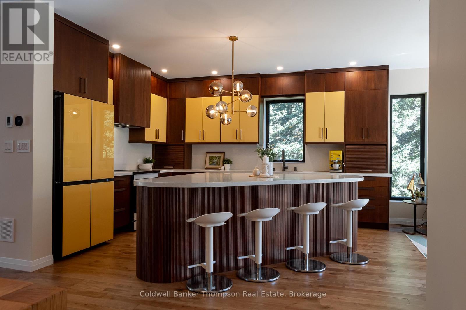 649 Skyhills Road, Huntsville, Ontario  P1H 2N5 - Photo 5 - X12469637