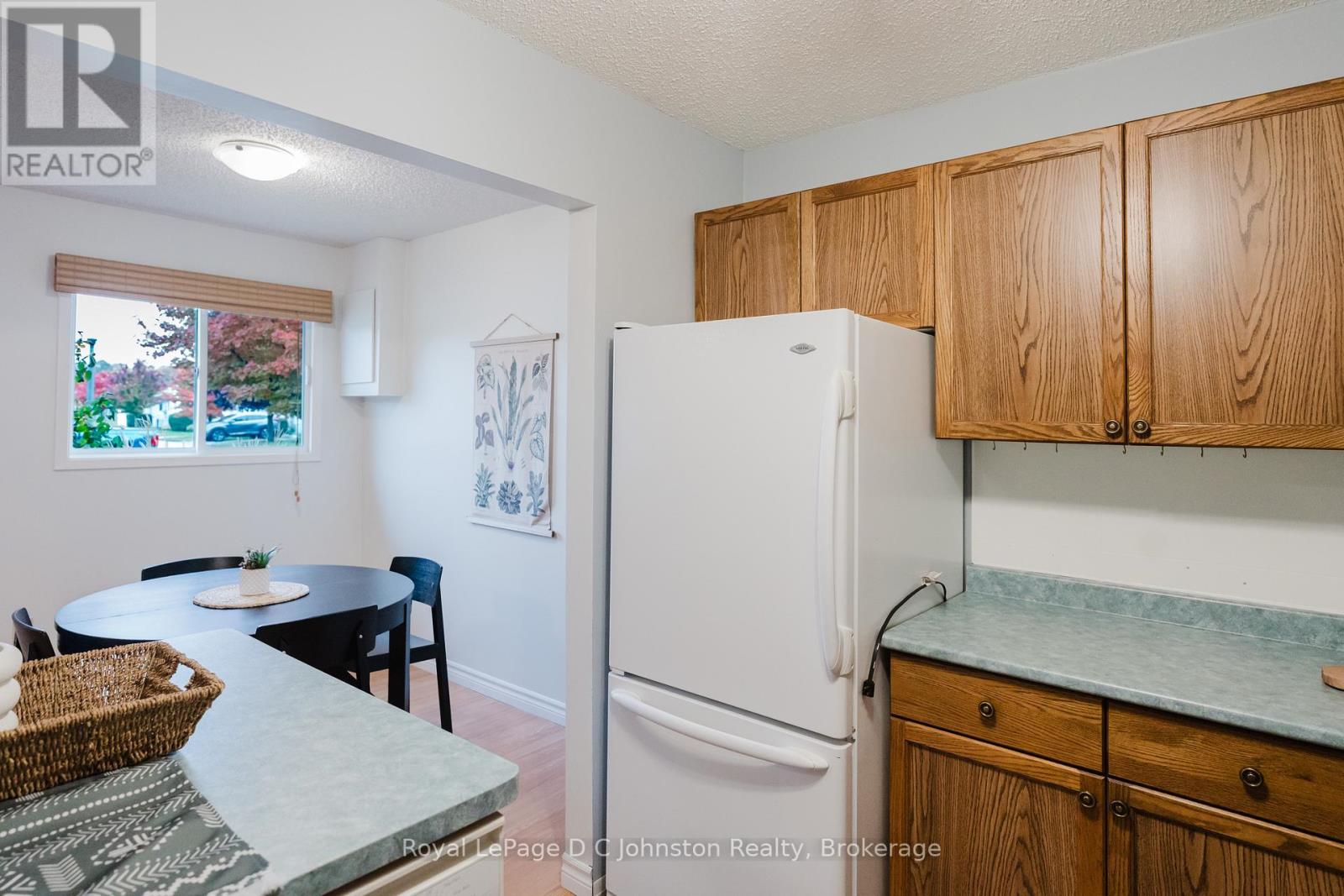 38 - 303 Waterloo Street, Saugeen Shores, Ontario  N0H 2C1 - Photo 14 - X12469650