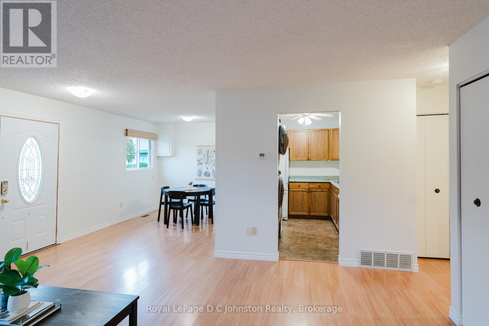 38 - 303 Waterloo Street, Saugeen Shores, Ontario  N0H 2C1 - Photo 15 - X12469650