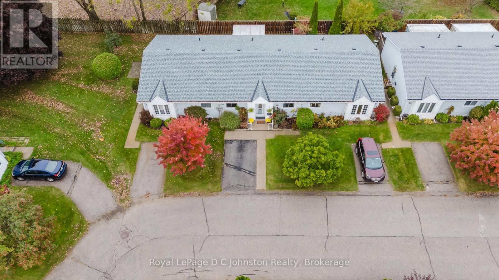38 - 303 Waterloo Street, Saugeen Shores, Ontario  N0H 2C1 - Photo 4 - X12469650
