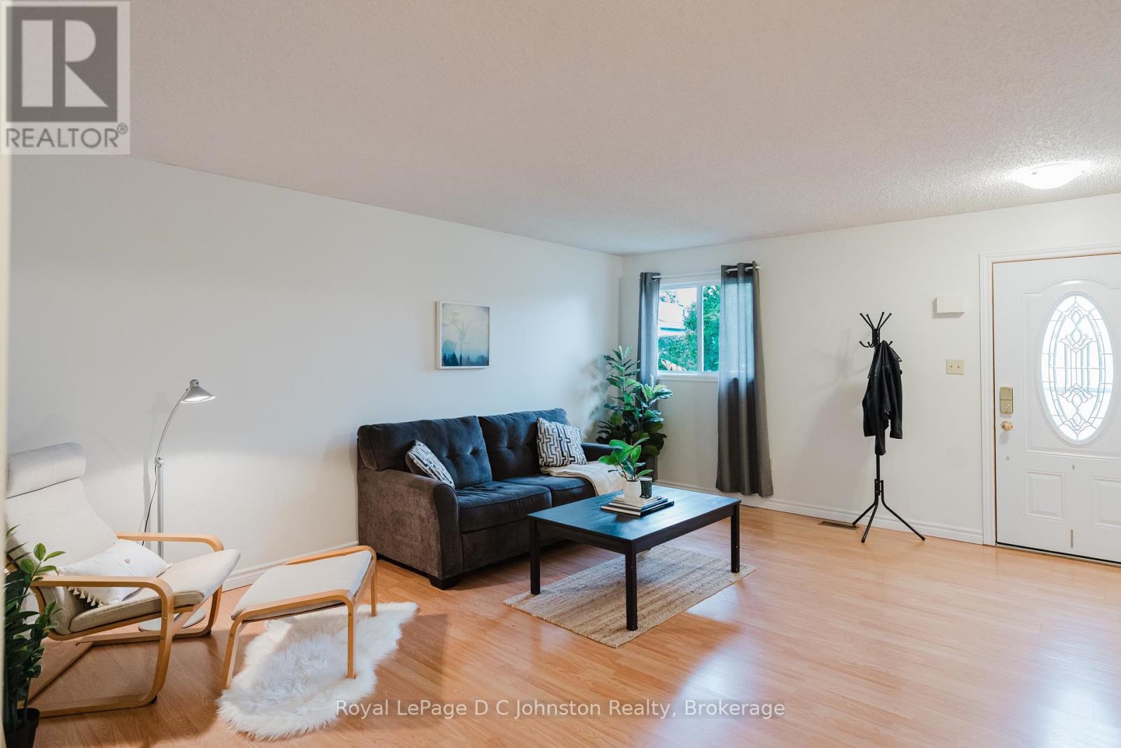 38 - 303 Waterloo Street, Saugeen Shores, Ontario  N0H 2C1 - Photo 6 - X12469650