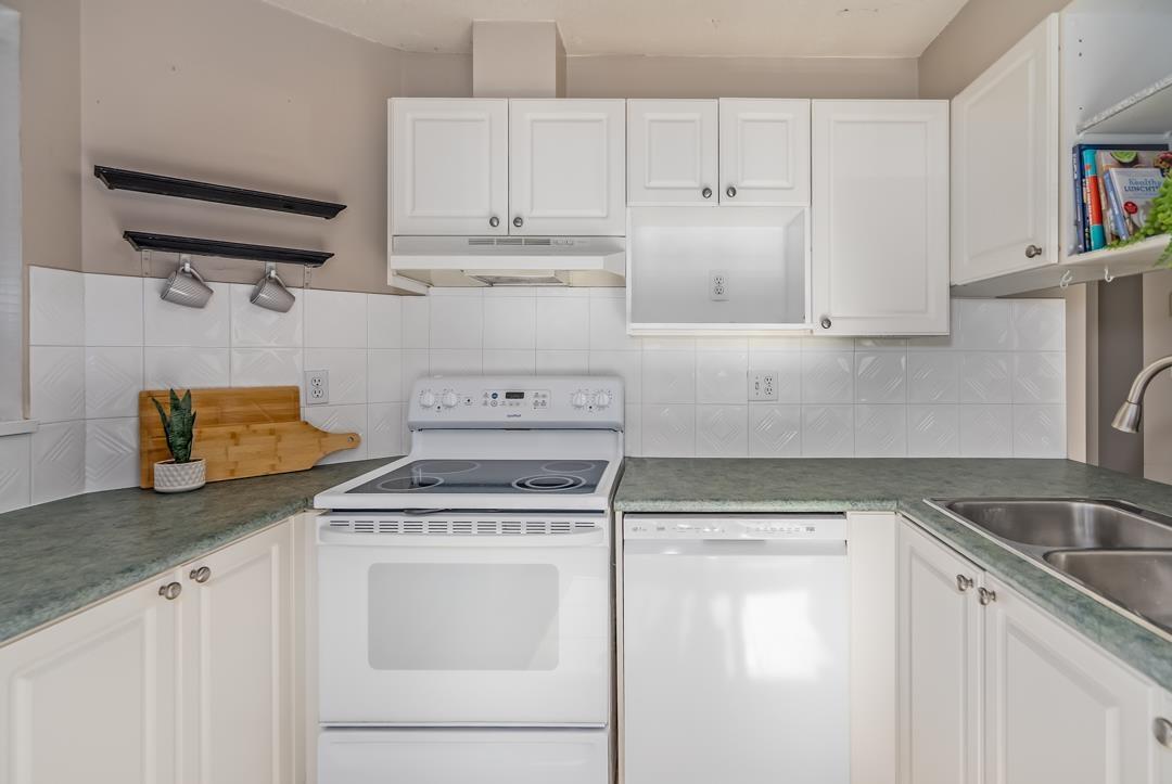 203 13733 74 Avenue, Surrey, British Columbia  V3W 1B8 - Photo 10 - R3059735