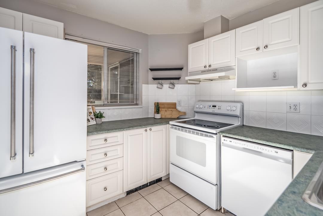 203 13733 74 Avenue, Surrey, British Columbia  V3W 1B8 - Photo 11 - R3059735