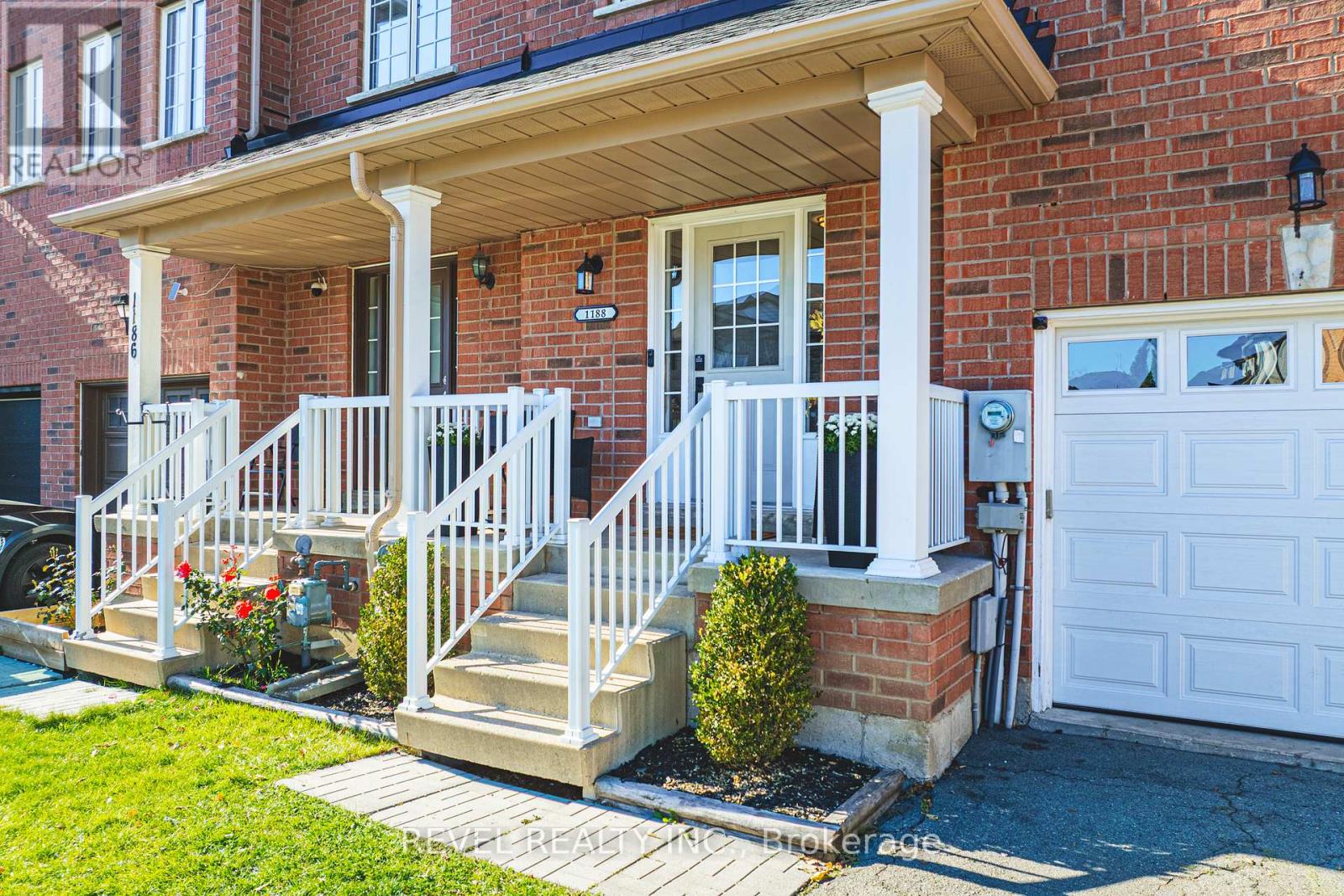 1188 Bonin Crescent, Milton, Ontario  L9T 0B1 - Photo 2 - W12469612