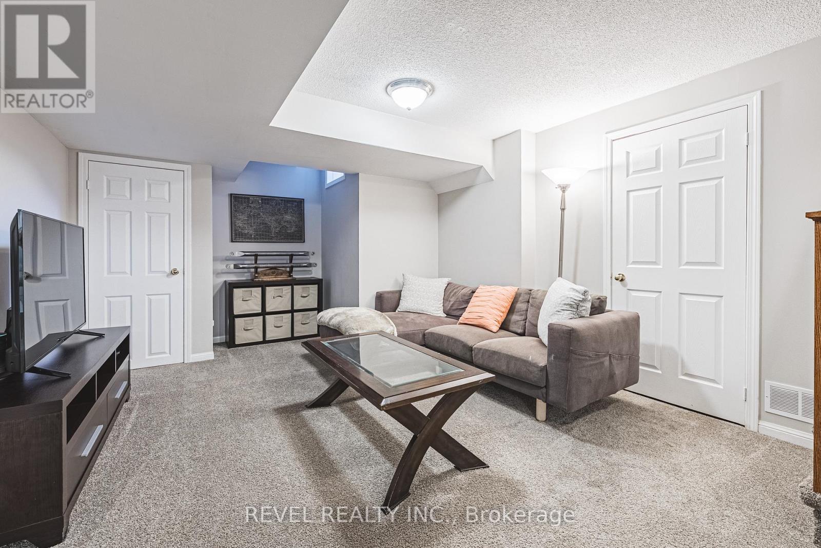 1188 Bonin Crescent, Milton, Ontario  L9T 0B1 - Photo 26 - W12469612