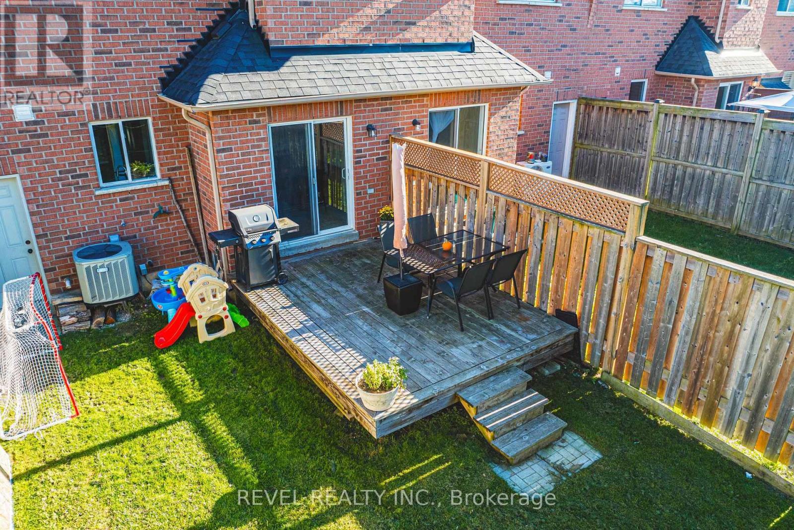 1188 Bonin Crescent, Milton, Ontario  L9T 0B1 - Photo 32 - W12469612