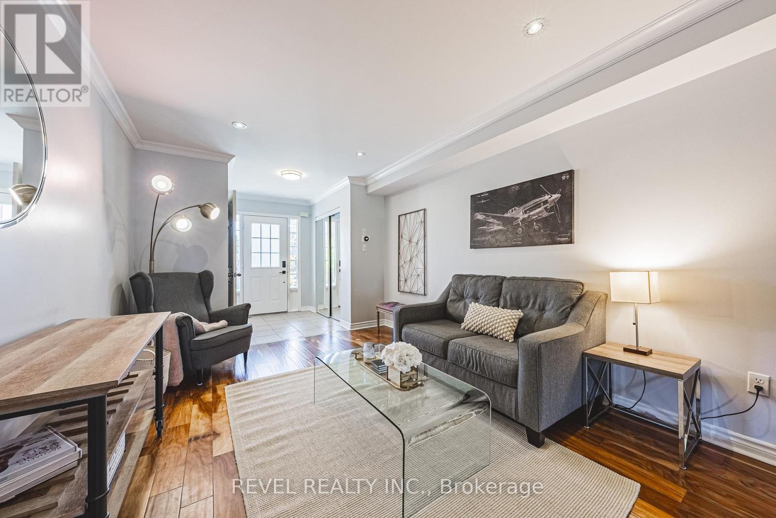 1188 Bonin Crescent, Milton, Ontario  L9T 0B1 - Photo 5 - W12469612