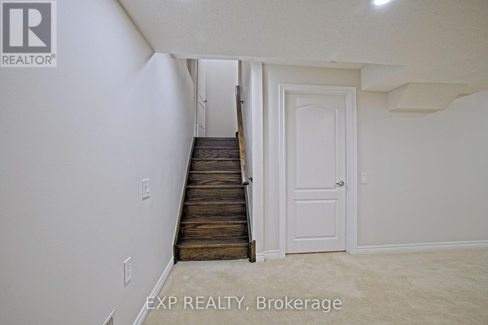 520 Dougall Avenue E, Caledon, Ontario  L7C 3Y8 - Photo 23 - W12469625
