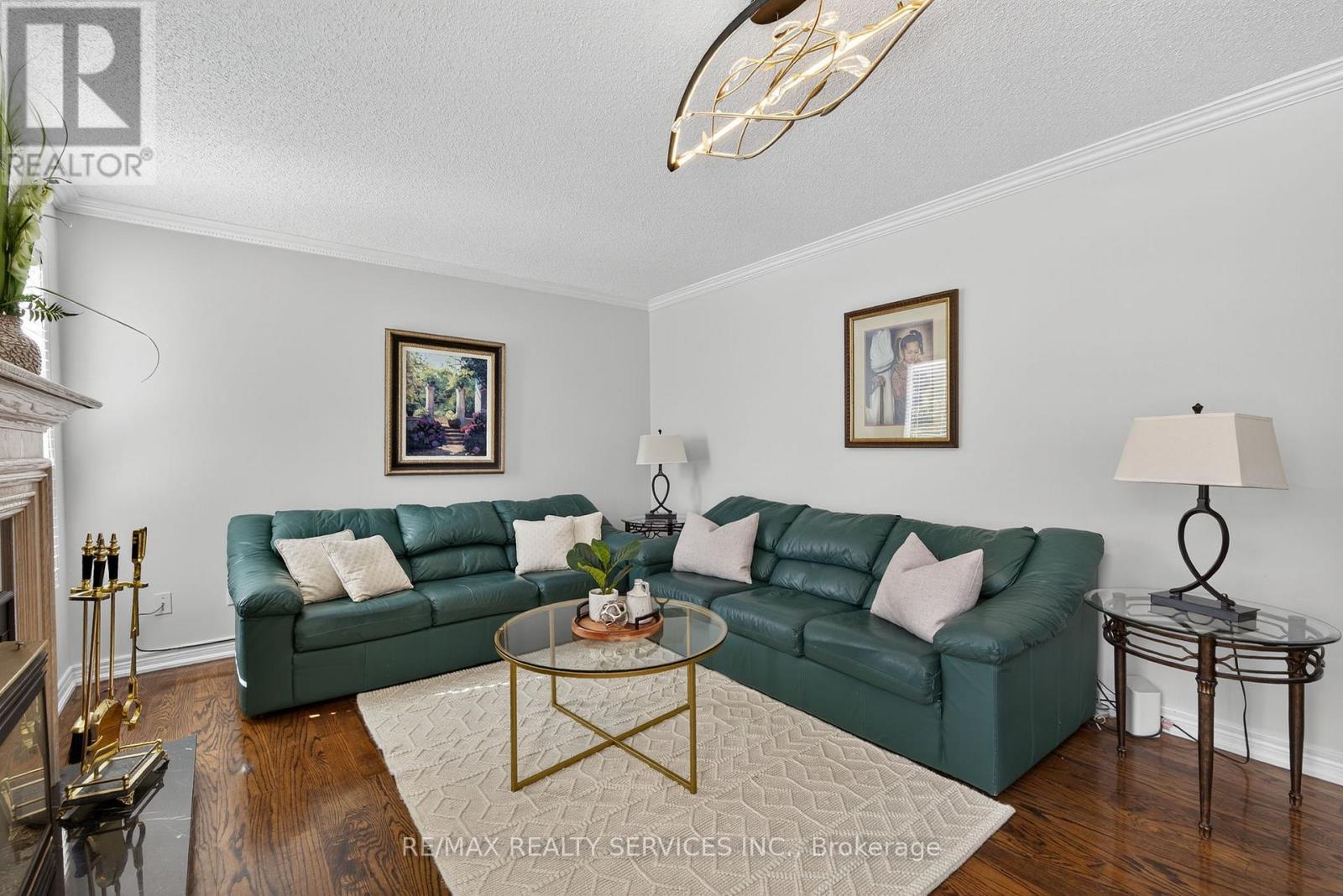 124 Royal Valley Drive, Caledon, Ontario  L7C 1A5 - Photo 12 - W12469629