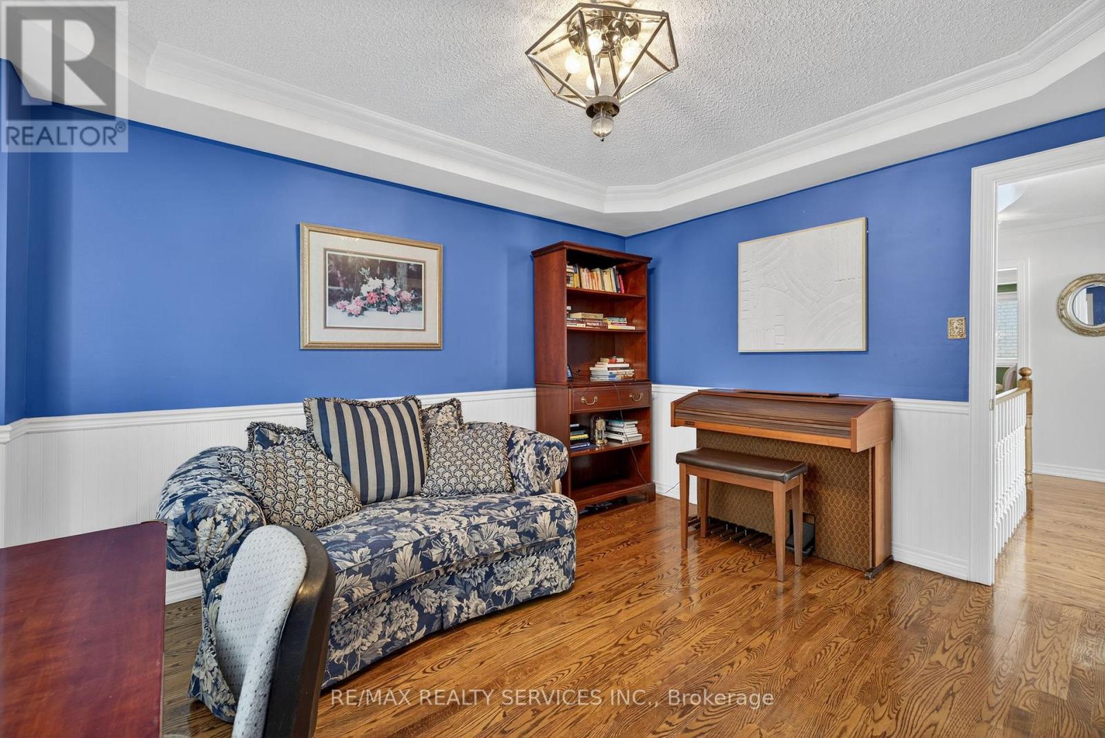 124 Royal Valley Drive, Caledon, Ontario  L7C 1A5 - Photo 15 - W12469629