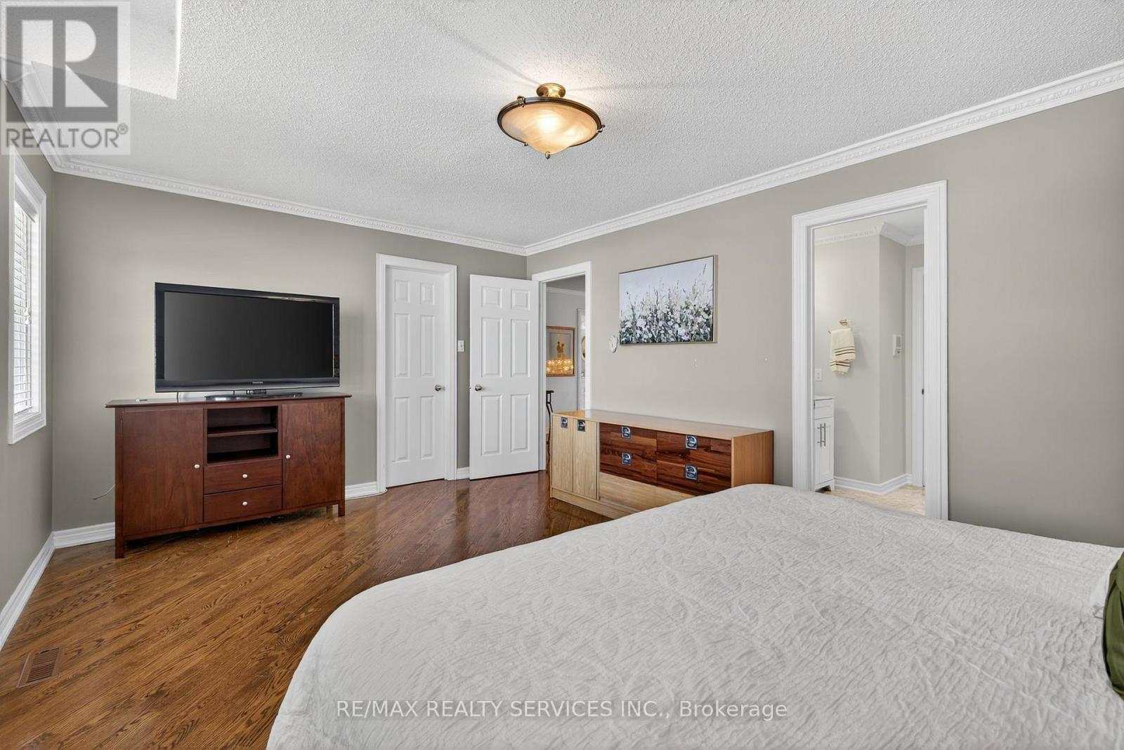 124 Royal Valley Drive, Caledon, Ontario  L7C 1A5 - Photo 20 - W12469629