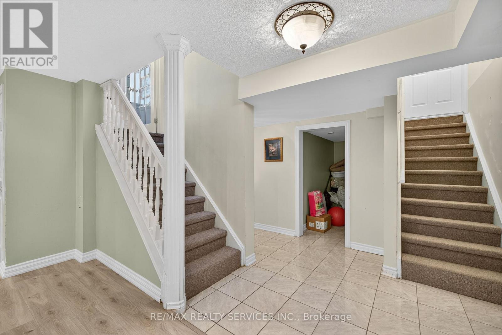 124 Royal Valley Drive, Caledon, Ontario  L7C 1A5 - Photo 33 - W12469629