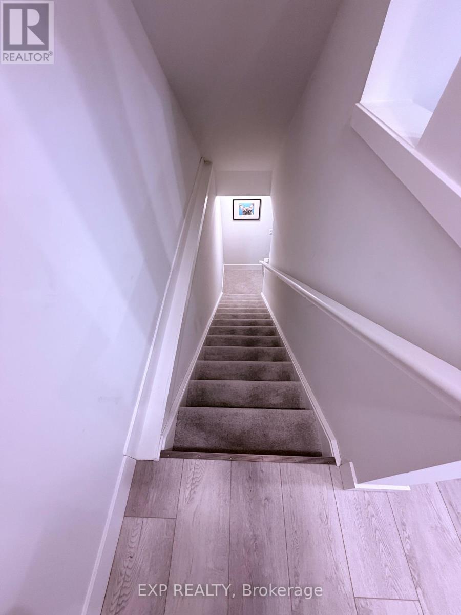 9 - 990 Deveron Crescent, London South, Ontario  N5Z 5C5 - Photo 8 - X12469635