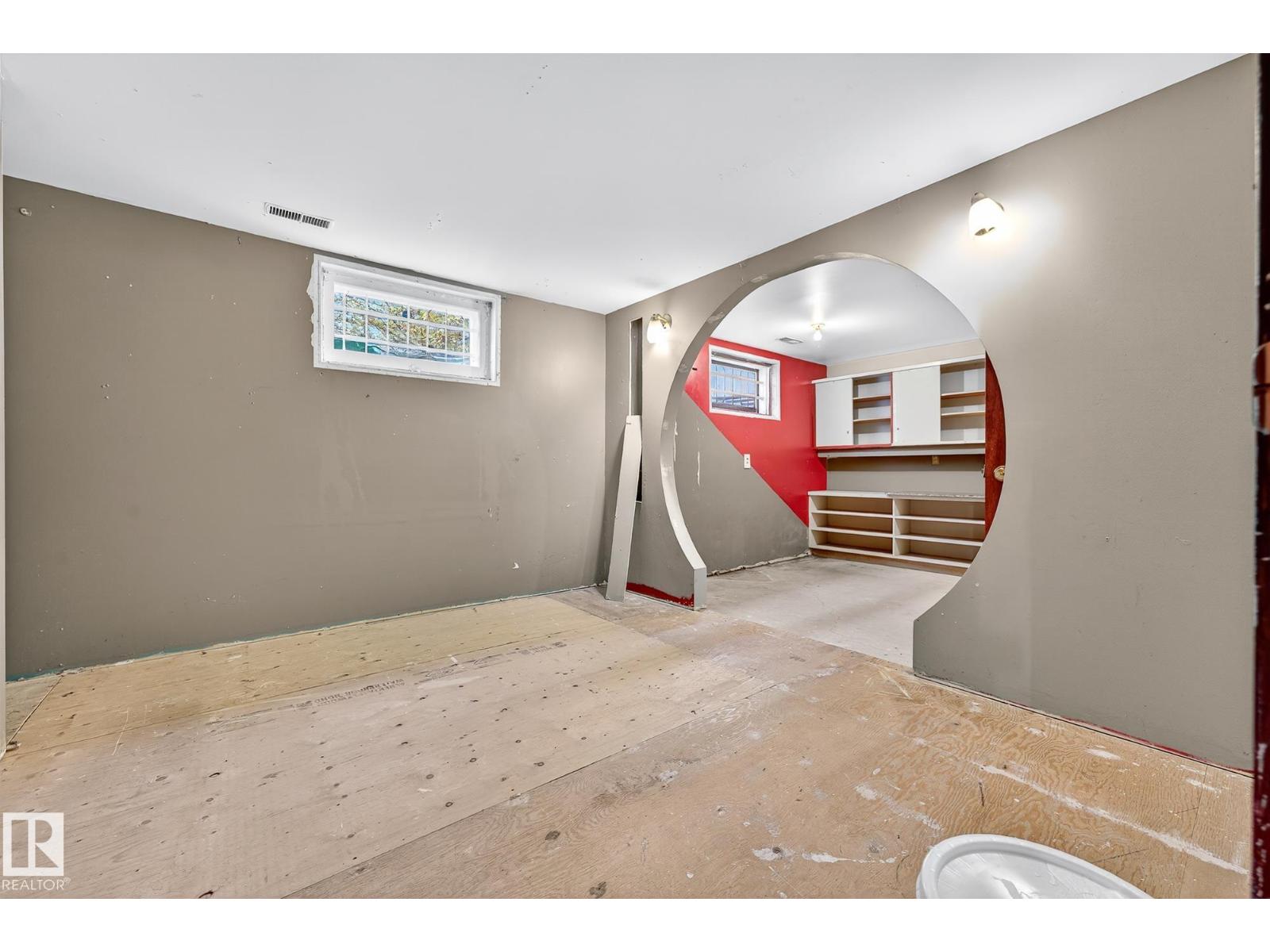 13932 117 Av Nw, Edmonton, Alberta  T5M 3J4 - Photo 34 - E4462630